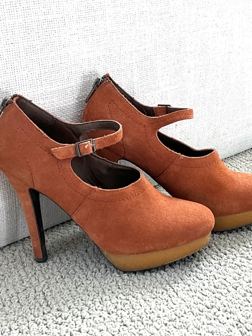 Bacio Mary Jane Suede Pump